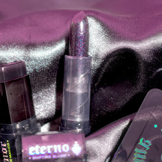 Amor Eterno Shifting Lip Balm